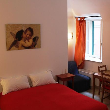 Hella Ibernesi 23 Fori Imperiali Inn, New Gestion! Rome Kamer foto